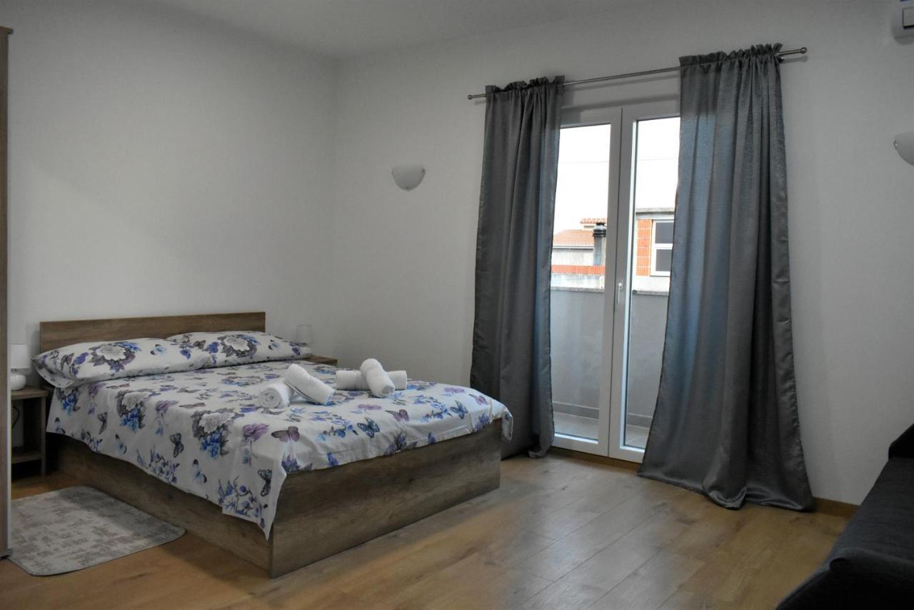 Kaštela Apartmani Skorpion מראה חיצוני תמונה